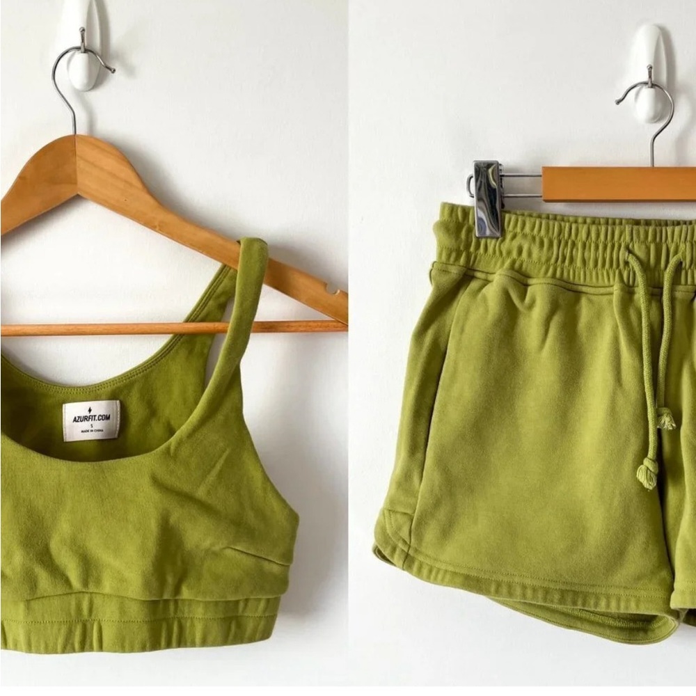 AZUR FIT Women’s Size Small Sports Bra‎ in Colour Matcha - Picture 2 of 6